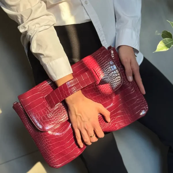 croco gloss burgund webp